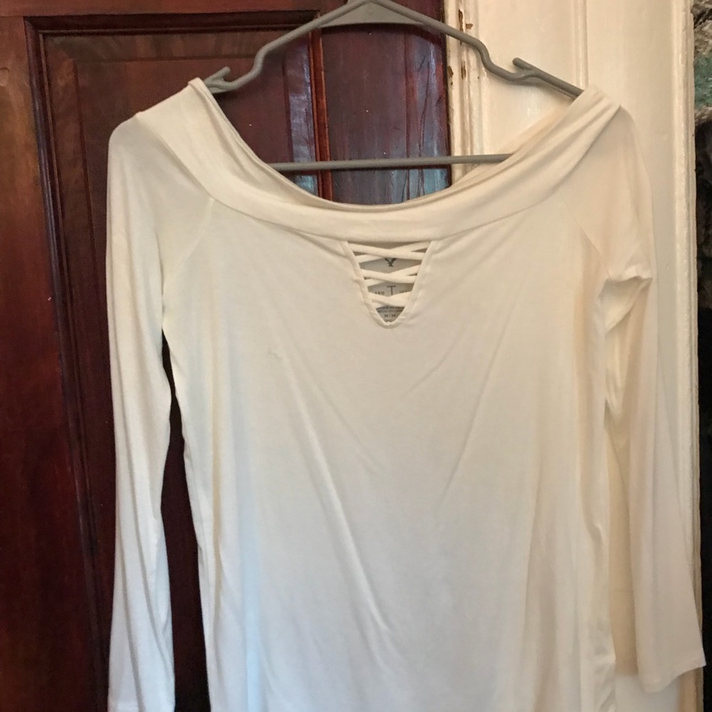 American Eagle off the shoulder shirt